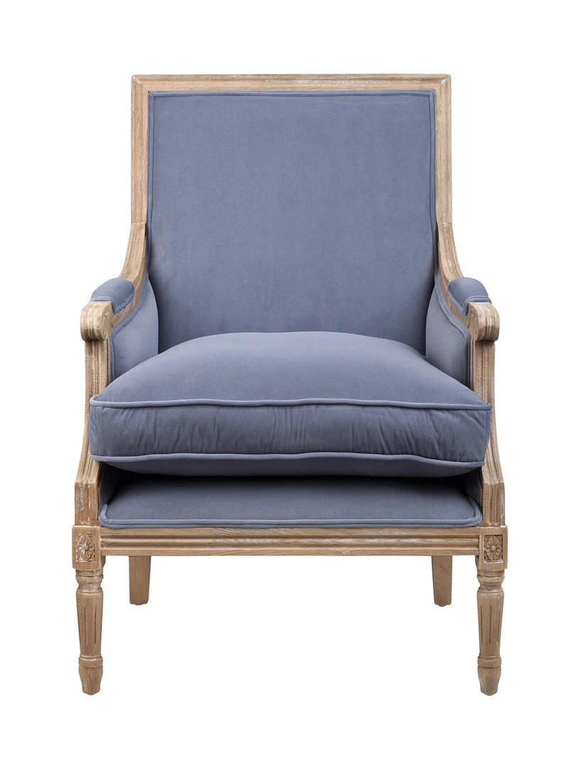 фото Классическое кресло Coolman Sky Grey в интерьере