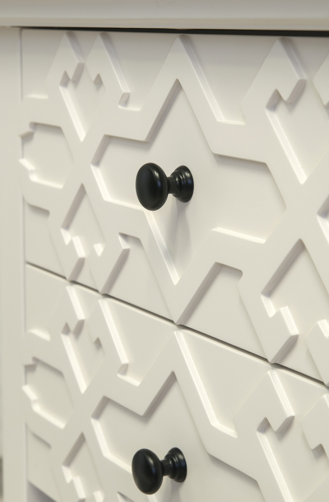 заказать Дизайнерская тумба Friz White