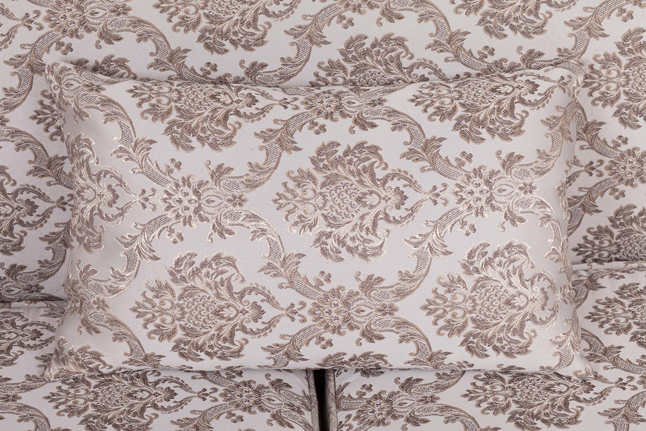 Диван с высокой спинкой Madesta Vatica в интерьере в Москве Диван с высокой спинкой Madesta Vatica в интерьере