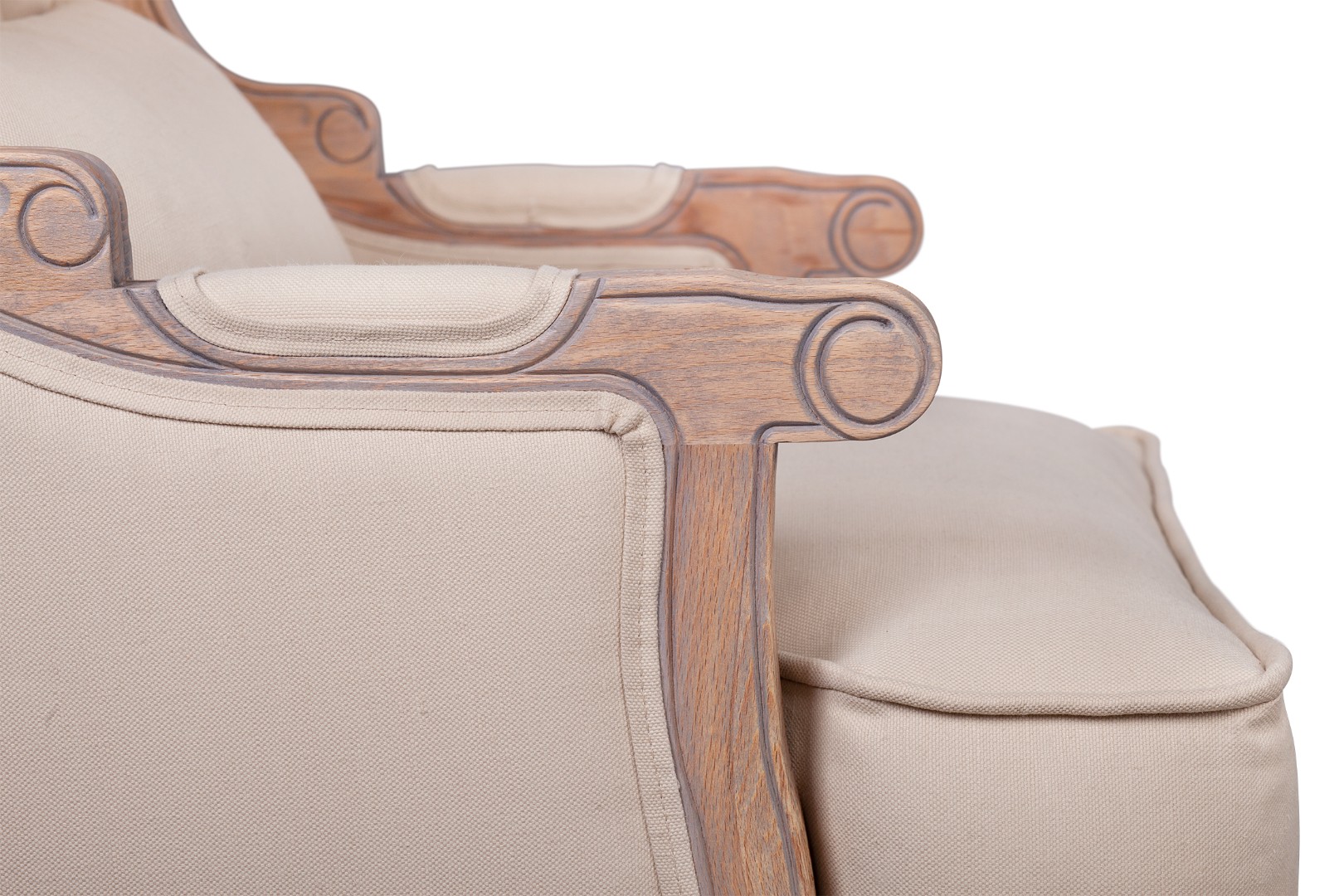 Классическое кресло Brody Beige в интерьере