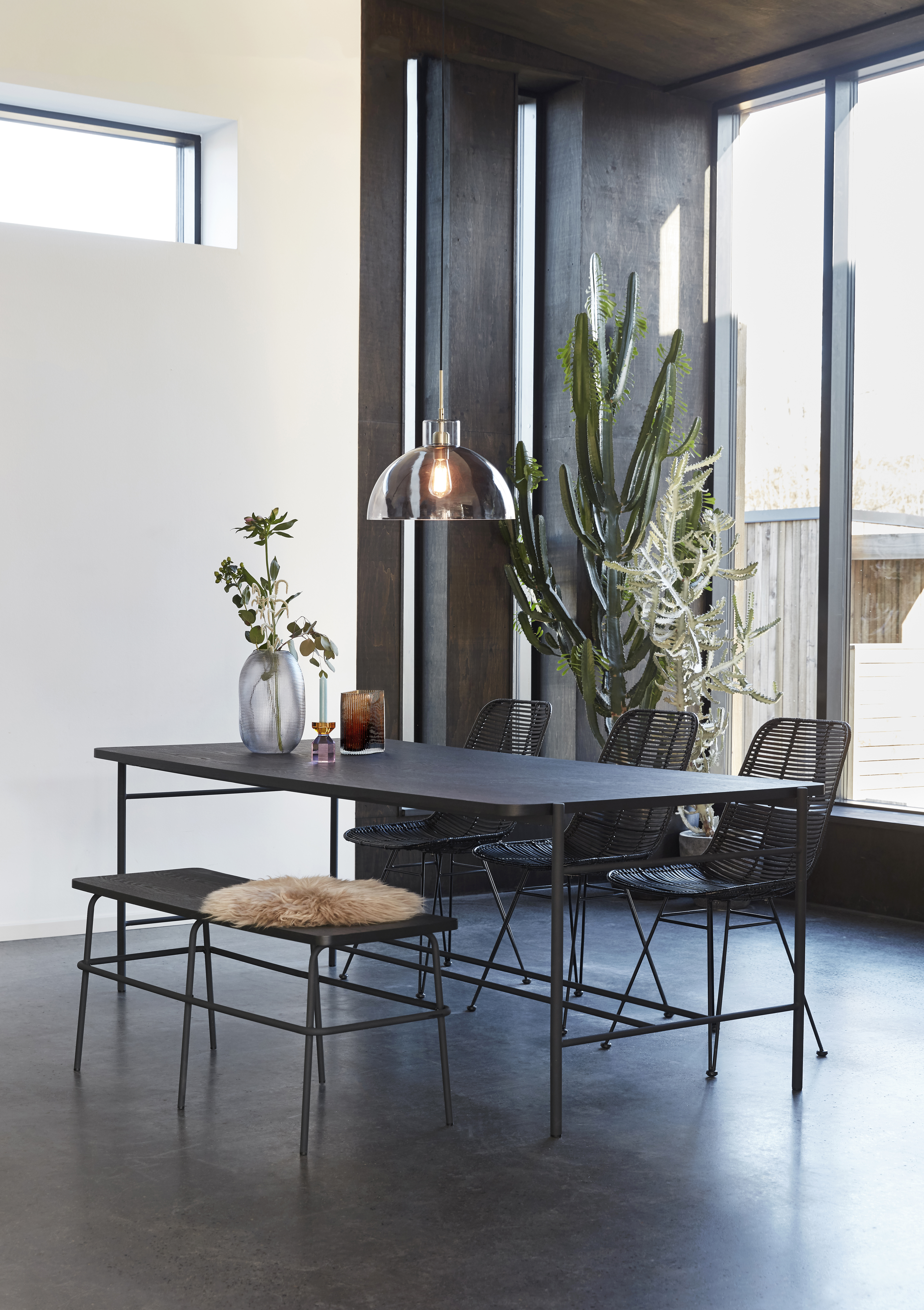 купить БАНКЕТКА HUBSCH, ДЕРЕВО / МЕТАЛЛ, ЧЕРНЫЙ