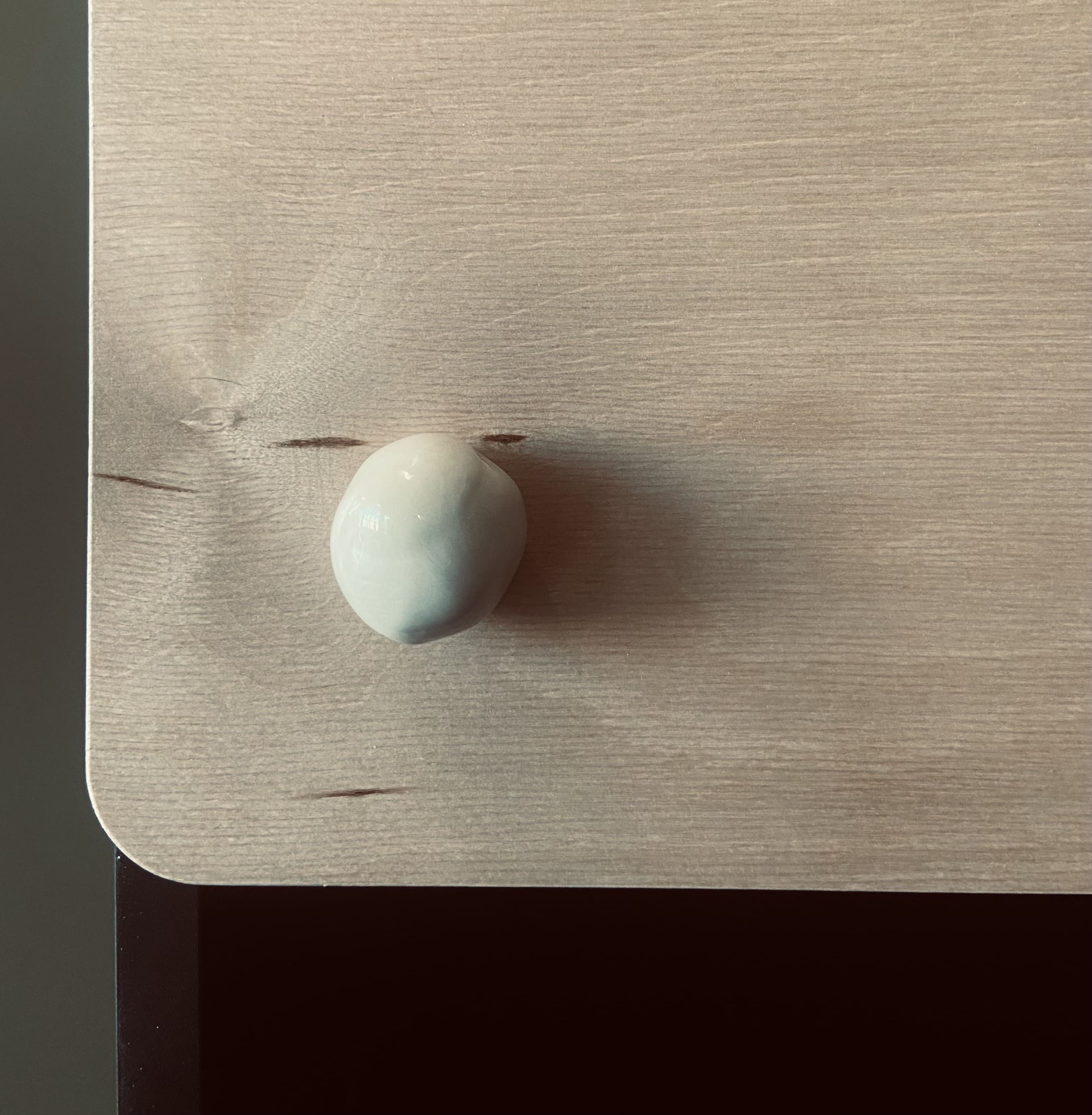 Комод с ящиками и дверками "Сплит (Split)" SP06 в интерьере