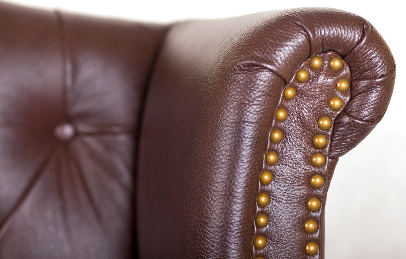 фото Кожаный дизайнерский диван Royal Sofa Brown в интерьере