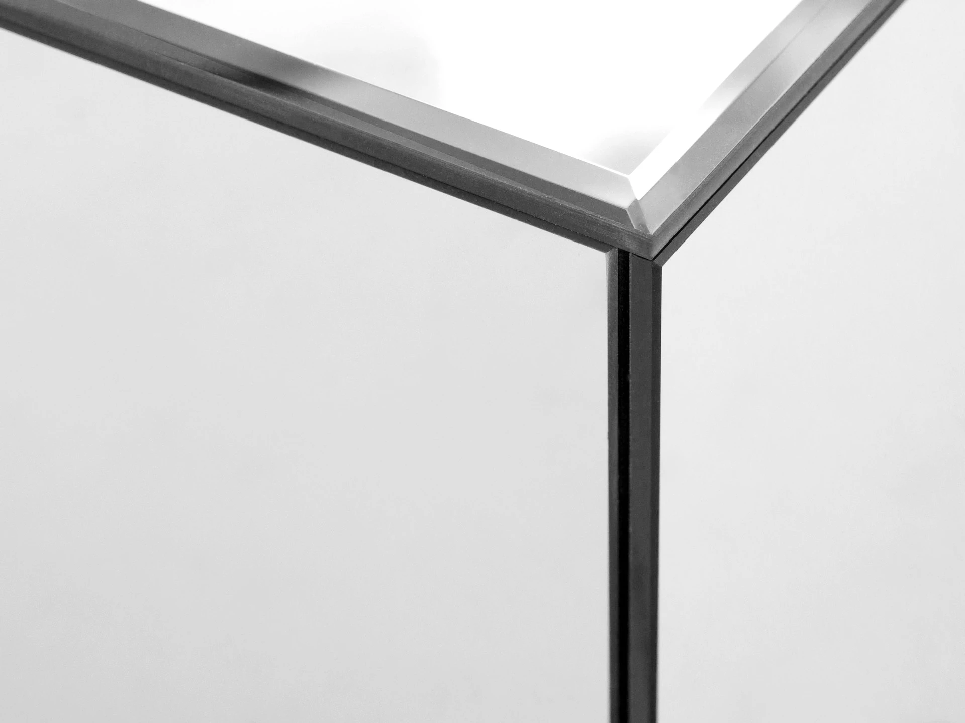 фото Стол журнальный Lucky в Москве фото Стол журнальный Lucky