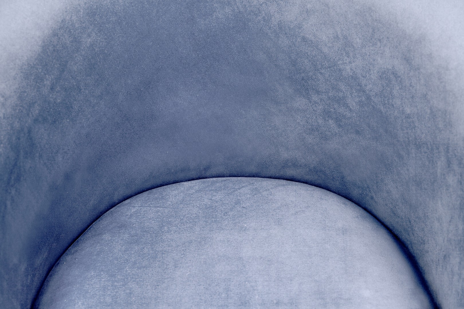 фото Мягкое кресло Benee Sky на черных ножках в Москве фото Мягкое кресло Benee Sky на черных ножках