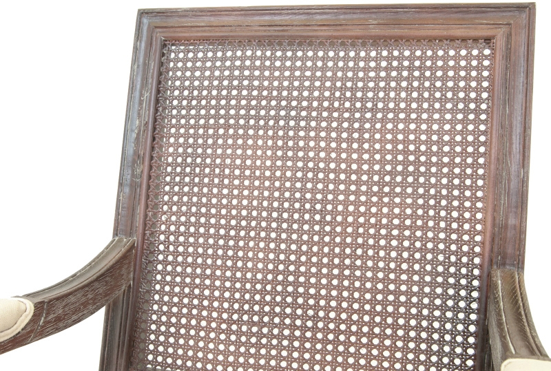 Мягкий стул с подлокотниками Wilton в интерьере