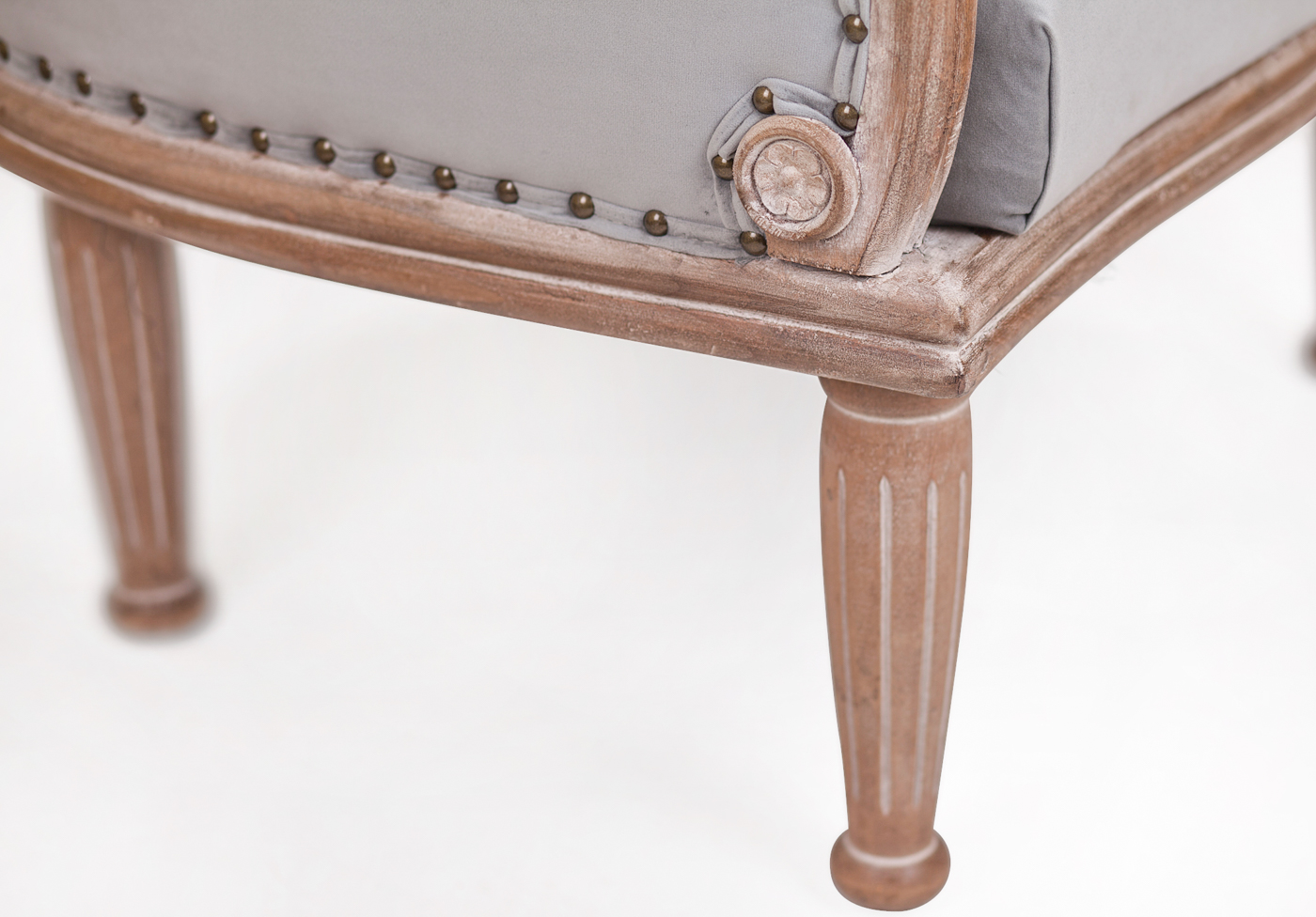 фото Низкое кресло Alamo Grey