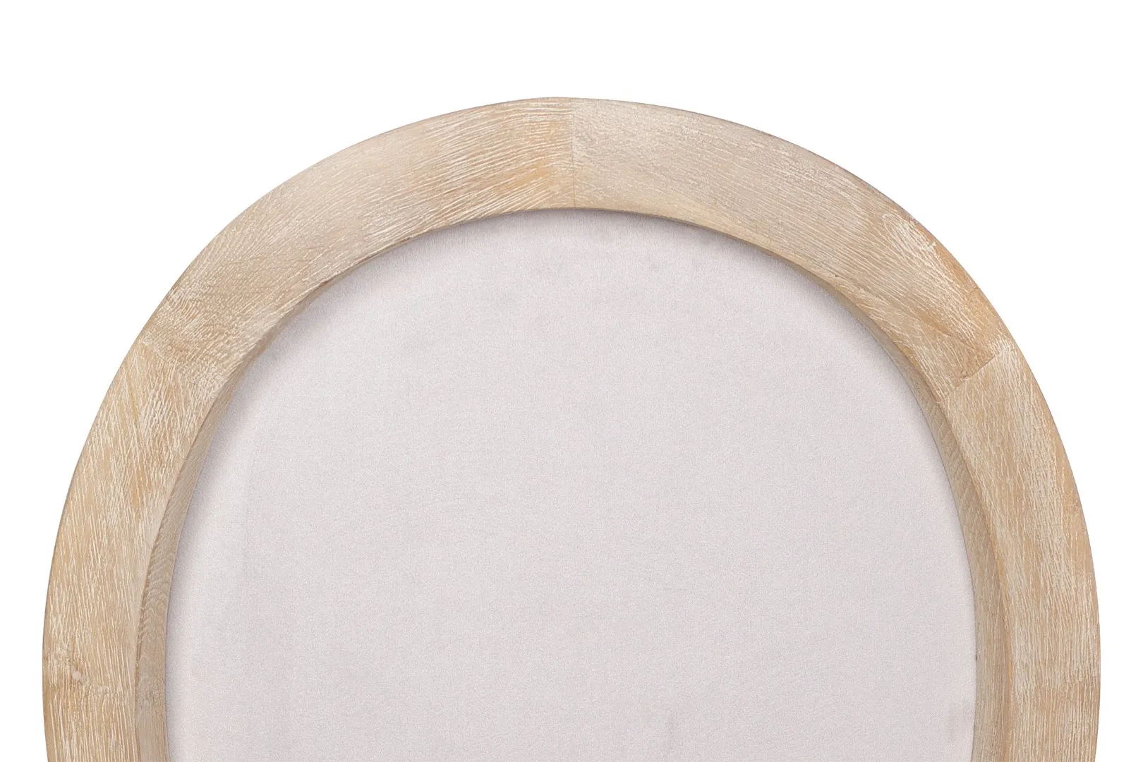 Стул с круглой спинкой Volker Oak Beige в интерьере
