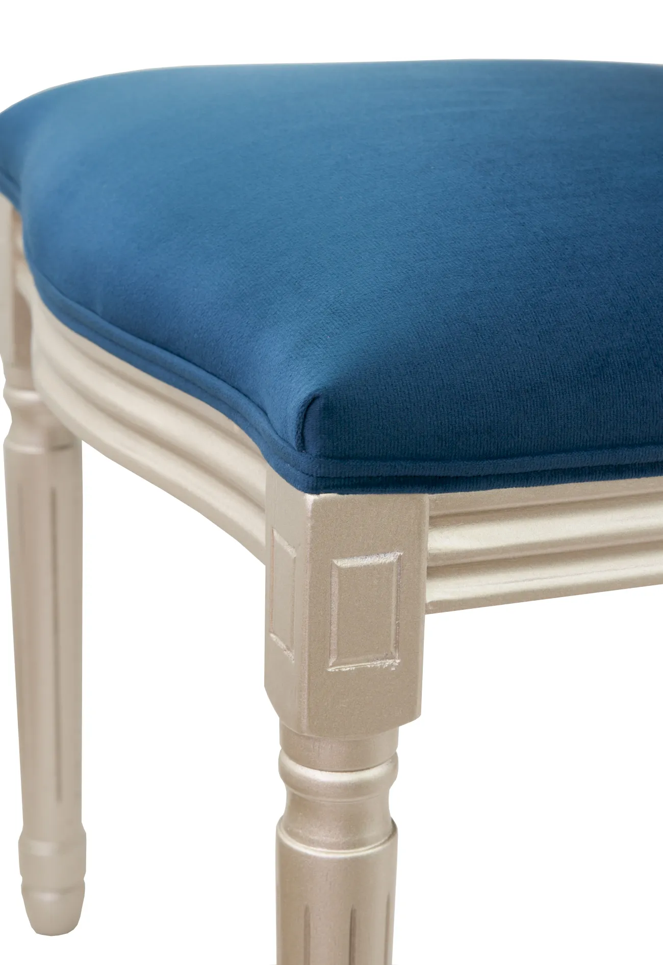 Стул Volker Blue Silver в интерьере в Москве