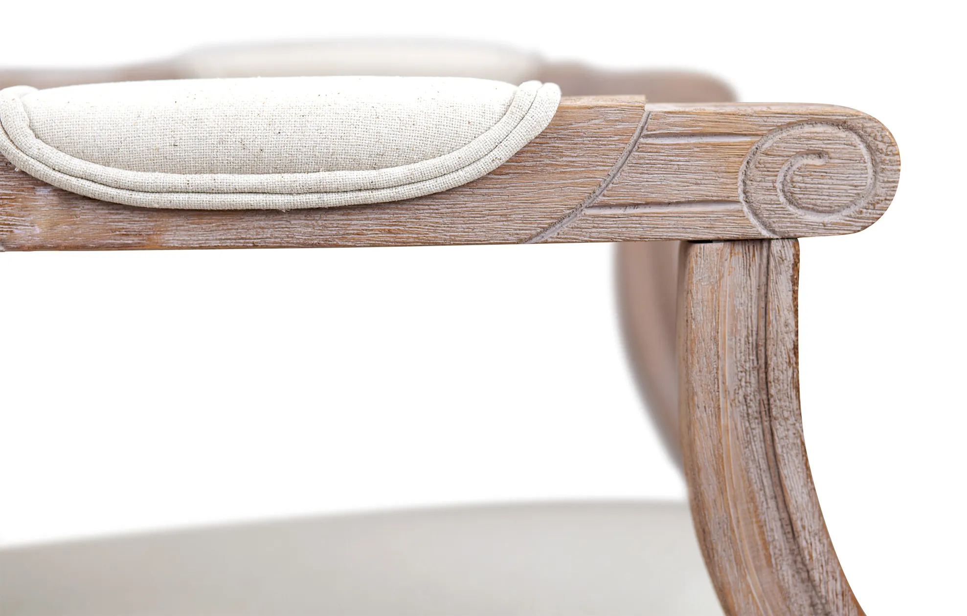 Стул Volker Arm Oak в интерьере в Москве