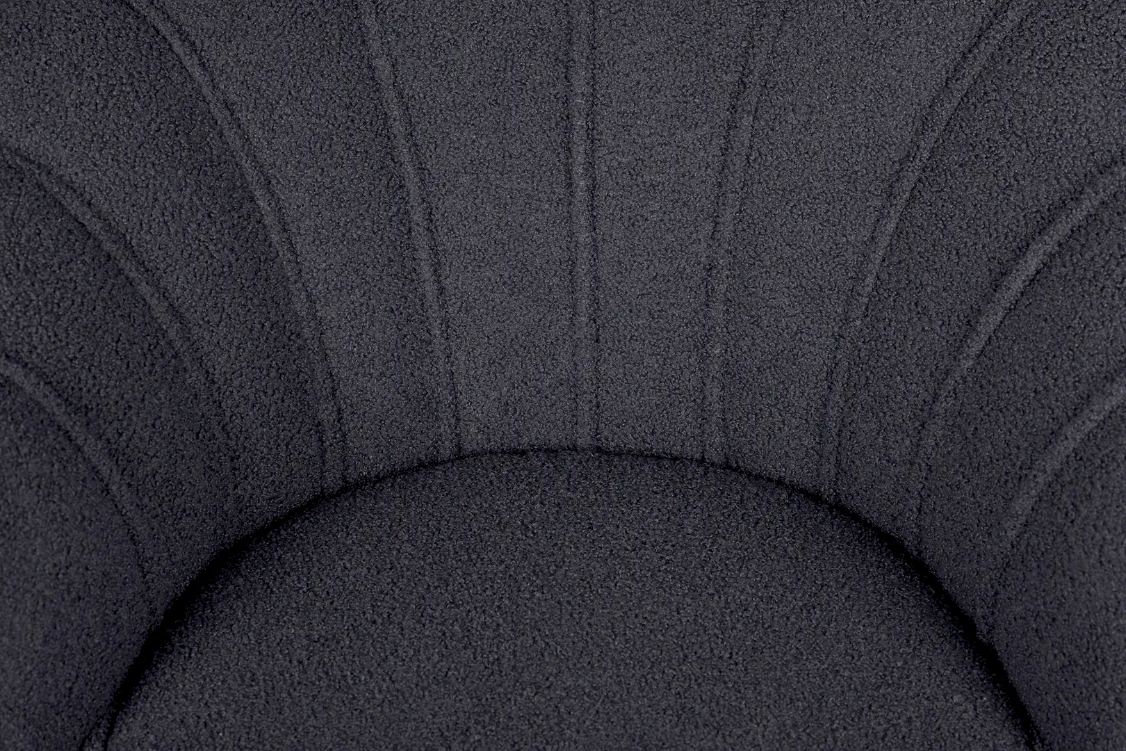 Низкое кресло ракушка Pearl Black Boucle в интерьере в Москве