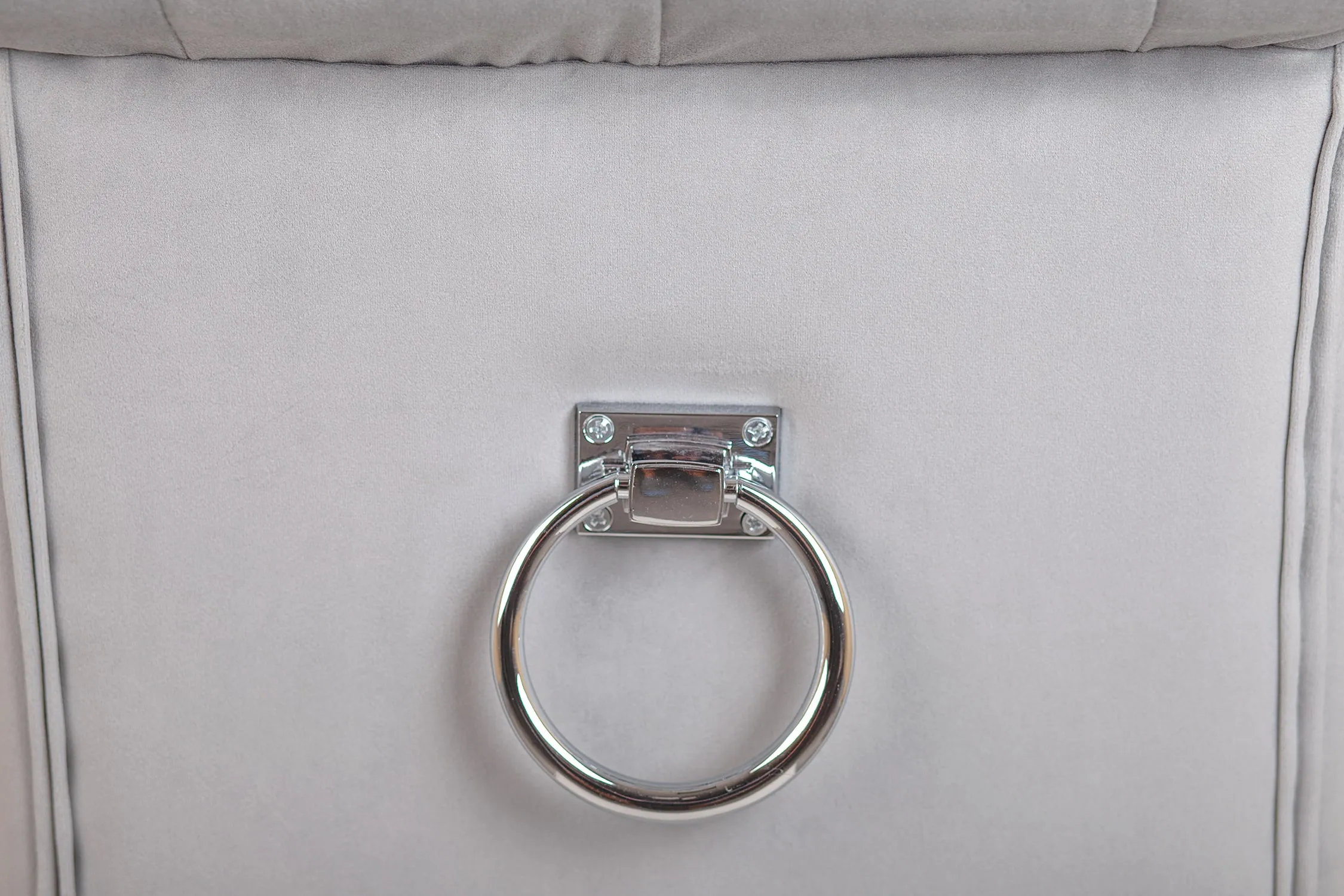 Стул Layton Light Gray в интерьере в Москве Стул Layton Light Gray в интерьере