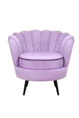 Низкое кресло ракушка Pearl Purple на черных ножках в интерьере в Москве