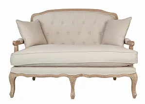 Прямой диван модерн Yareli Beige V2 бежевый в интерьере