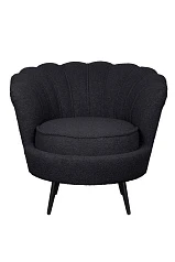 Низкое кресло ракушка Pearl Black Boucle на черных ножках в интерьере