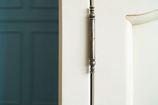 купить Книжный шкаф "Leontina" арт ST9330