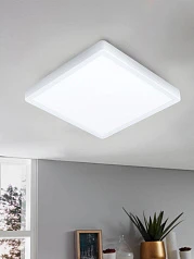 купить 99268 Светодиодный накладной светильник FUEVA 5, 20,5W (LED), 285х285, H28, 2400lm, 3000K, IP44, сталь