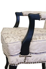 Мягкое полукресло с подлокотниками Anver Beige and Black в интерьере