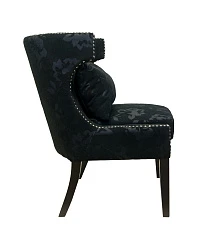 фото Мягкое полукресло с подлокотниками Suza Black в интерьере