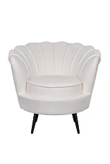 Кресло ракушка Pearl Beige на черных ножках в интерьере