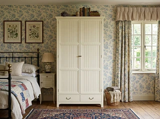 красивый Бежeвый двухстворчатый шкаф "Оливия (Olivia)"   арт GA2004C на заказ